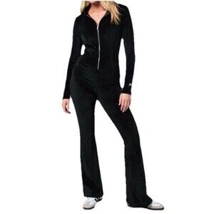 Fabletics  Women’s Black Velvet Jumpsuit  Large Long Sleeve Zip Utility Velour M